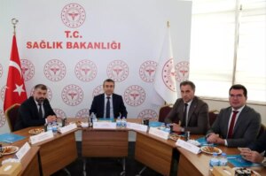 2 bolge acil saglik hizmetleri koordinasyon toplantisi erzurumda yapildi wcfn9MMz.jpg