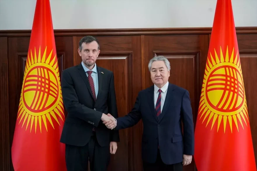 Kırgızistan ve İngiltere Arasında İşbirliği İleri Aşamada