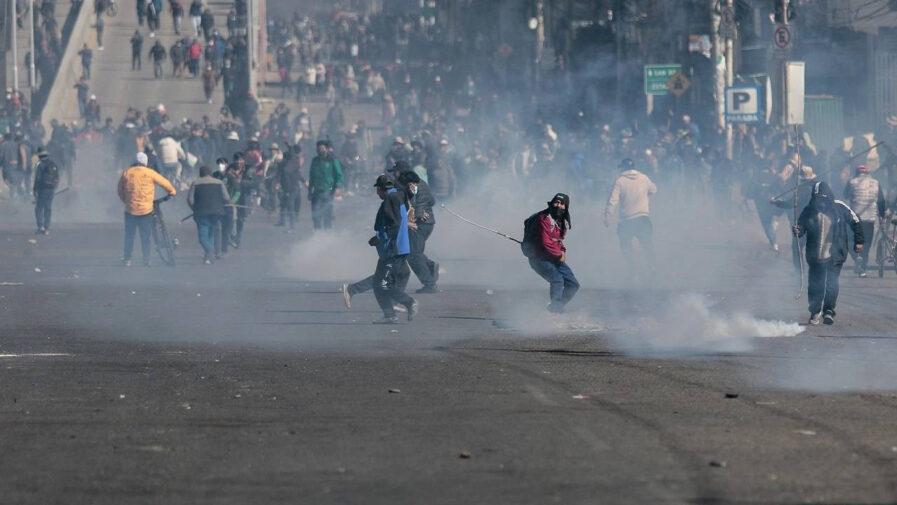 Bolivya’da Protesto Gösterileri Tırmanıyor! Başkan Paz’ın İstifası İsteniyor