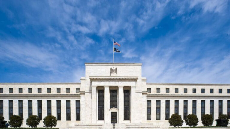 fed-uyeleri-karsi-oy-kullanmalarinin-gerekcelerini-acikladi-6M1ZntZC