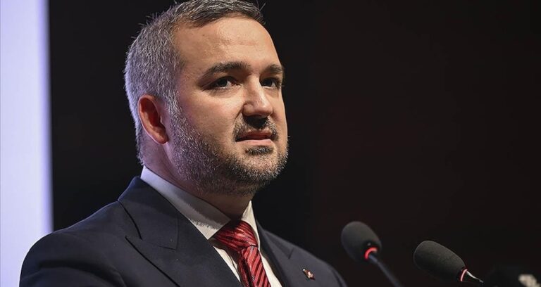 merkez-bankasi-baskani-karahan-savas-kararliligimizi-degistirmiyor-lpzbFhEh