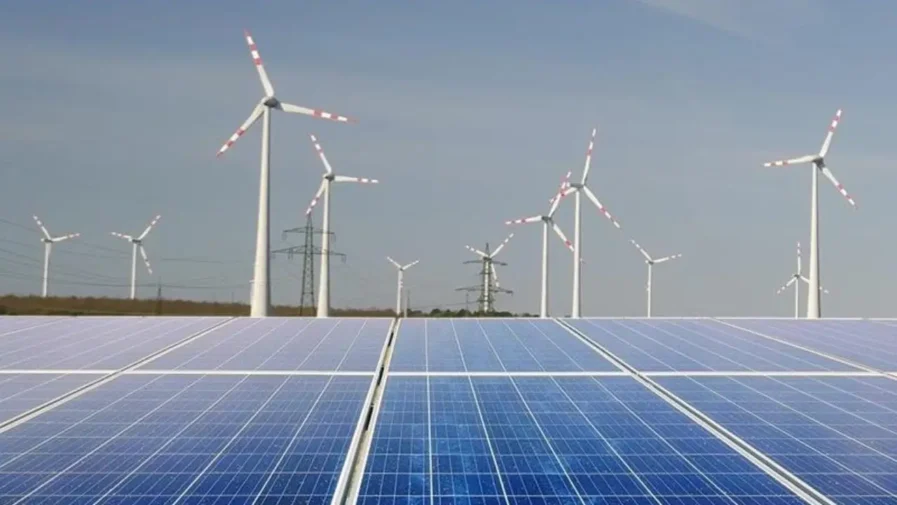 Rüzgar ve Güneş Enerjisi, Küresel Elektrik Üretiminde Gazı Geçti