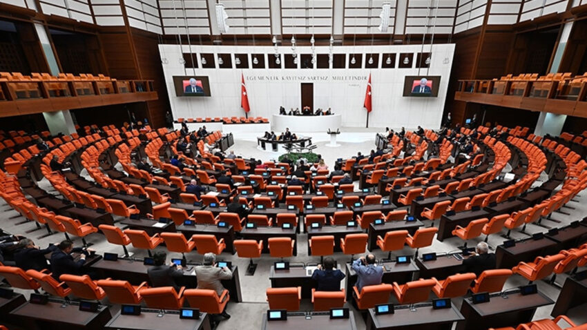 Tbmmde kabul edilen 12 yargi paketi yasalasti tkCNYub9